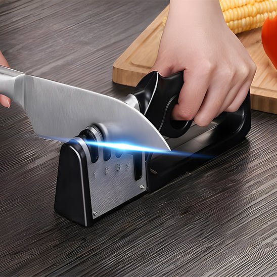 aiguiseur de couteaux affutage d'un couteau