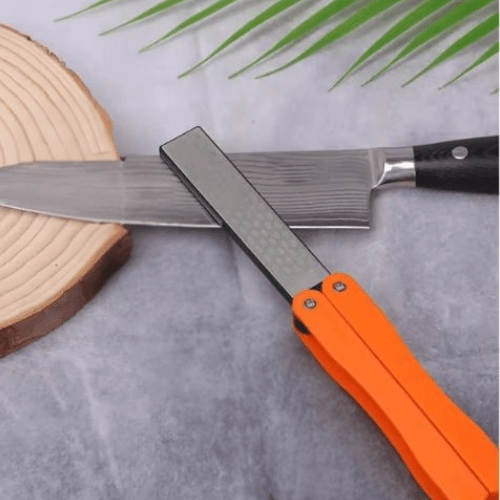 aiguiseur de couteaux couleur orange