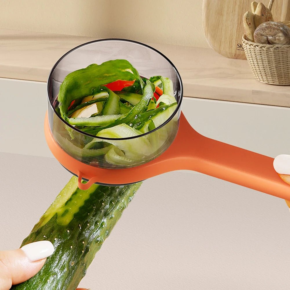 econome épluchage d'un concombre
