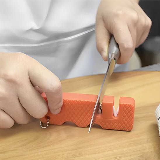 Aiguiseur couteau KouteK coloris orange