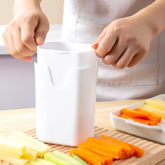 coupe frite  en plastique blanc