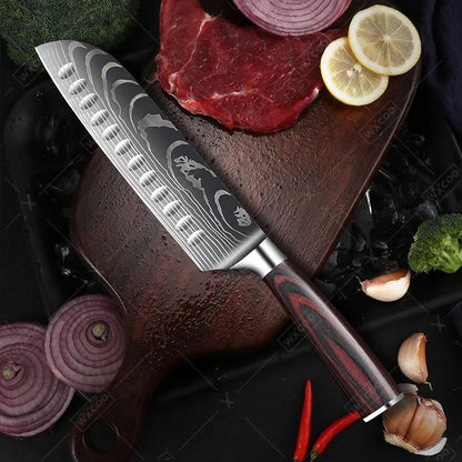 set de couteau de cuisine avec des légumes et de la viande